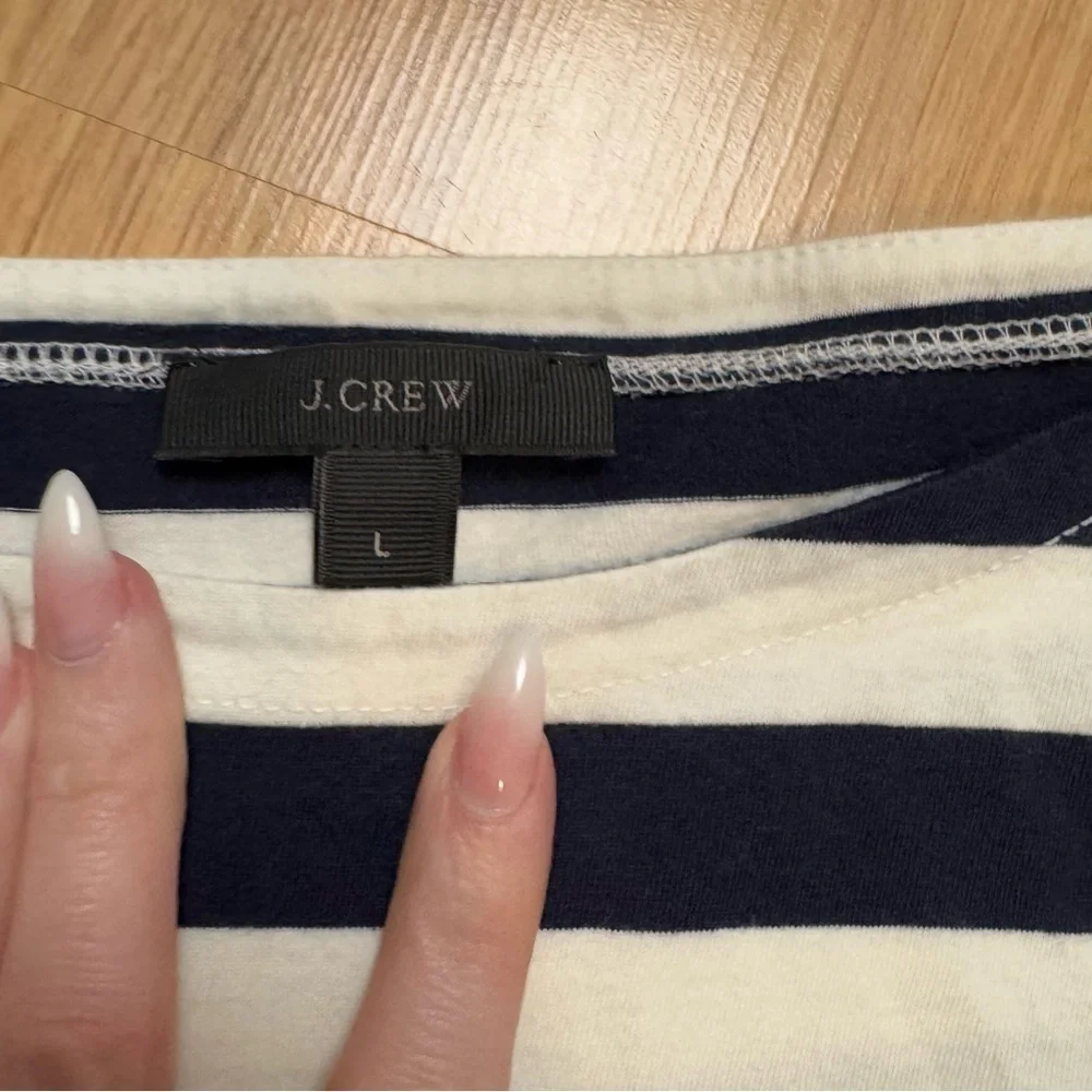 J. CREW Navy and White Striped Short Sleeve Tee Gingham Sleeve Size Large GUC